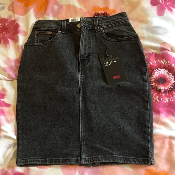 Levi’s essential denim mini length pencil skirt - Picture 7 of 8